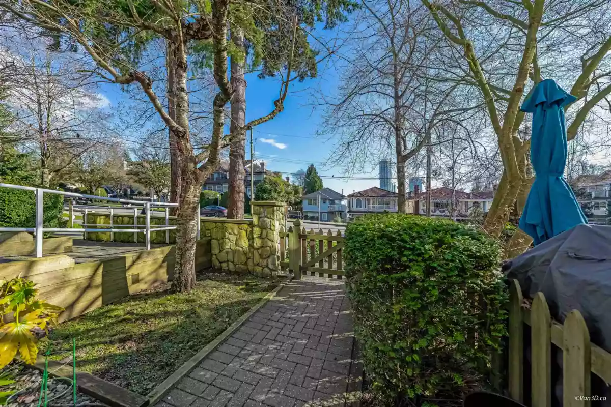 Living Room Photo of 3 7179 18th Avenue, Burnaby, BC