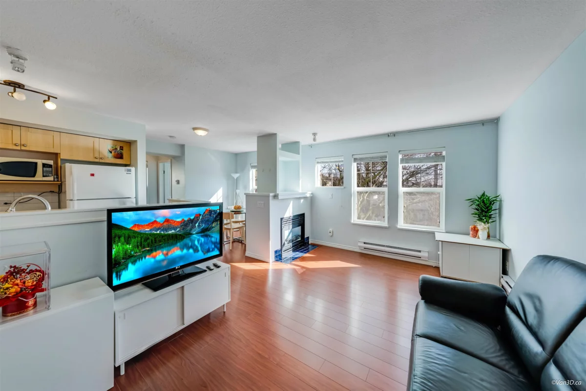 Pantry Photo of 3 7179 18th Avenue, Burnaby, BC