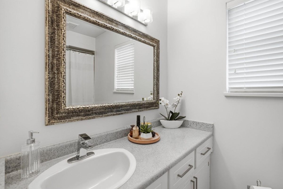 Primary Bedroom Photo of 15848 20 Avenue, Surrey, BC