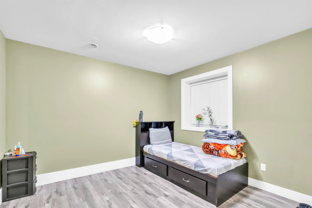 Hot Tub / Spa Photo of 11899 74b Avenue, Delta, BC