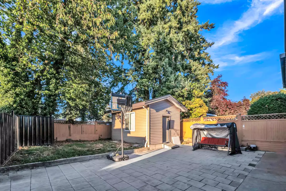 Neighborhood Park Photo Near 11899 74b Avenue, Delta, BC