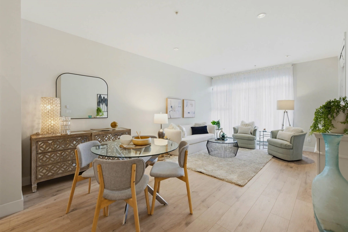 Bedroom 3 Photo of 208 14855 Thrift Avenue, White Rock, BC