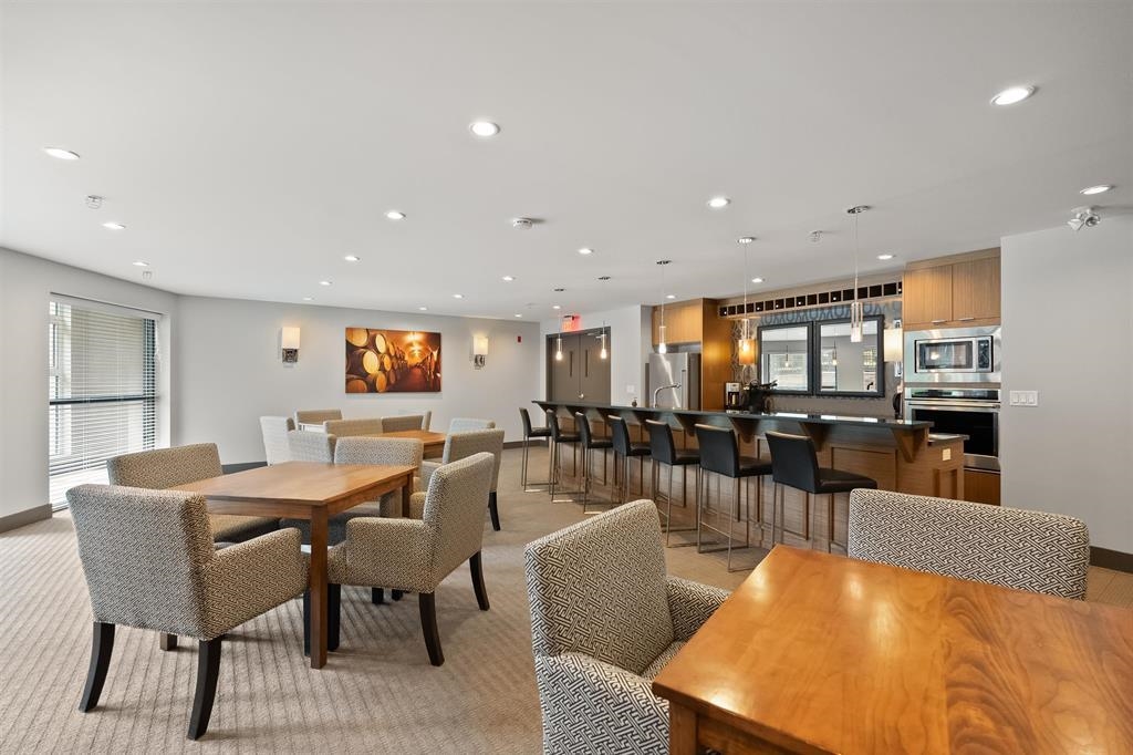 Community Amenities Photo (Clubhouse) of 208 14855 Thrift Avenue, White Rock, BC