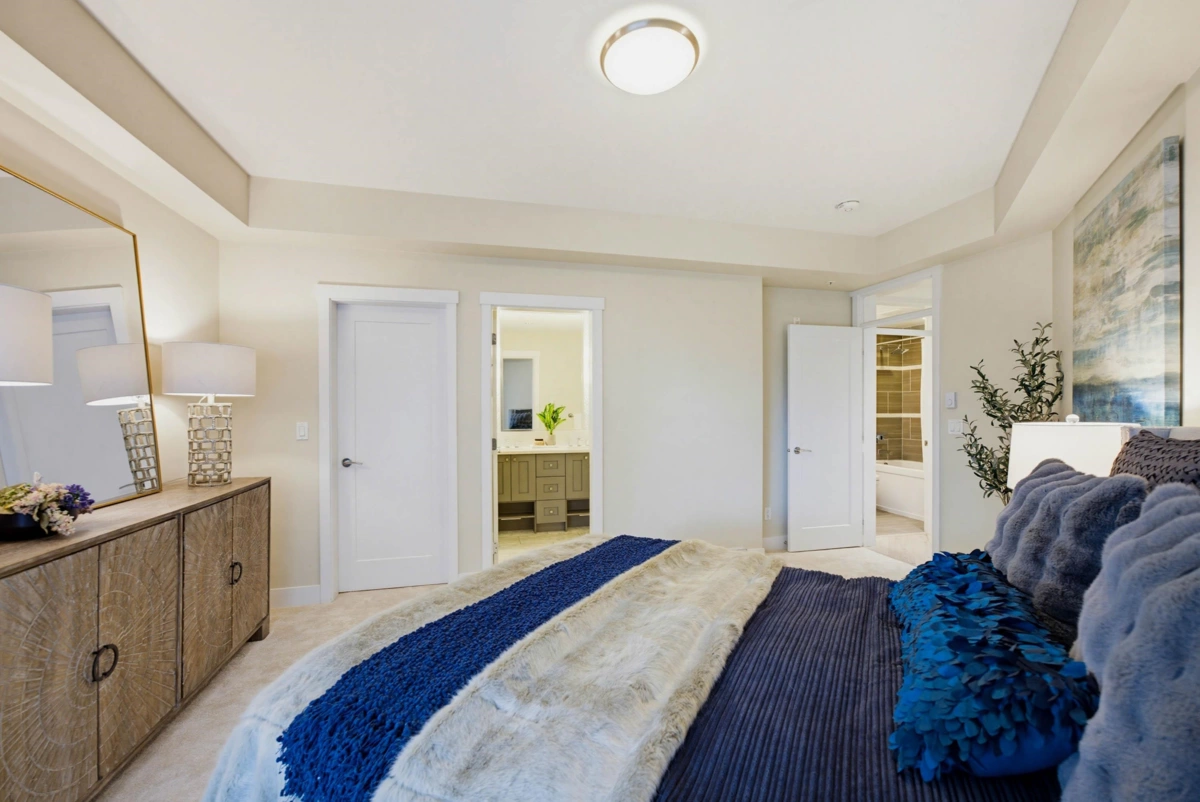 Office / Den Photo of 208 14855 Thrift Avenue, White Rock, BC