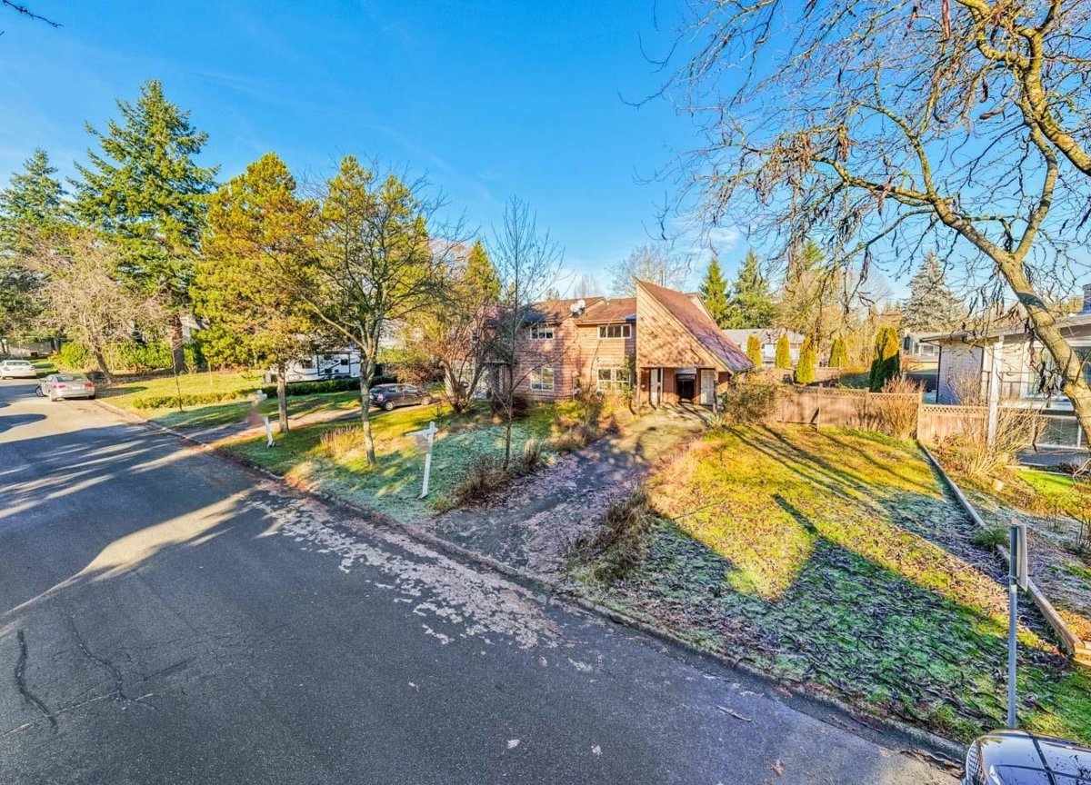 Backyard Photo of 13127 Balloch Drive, Surrey, BC