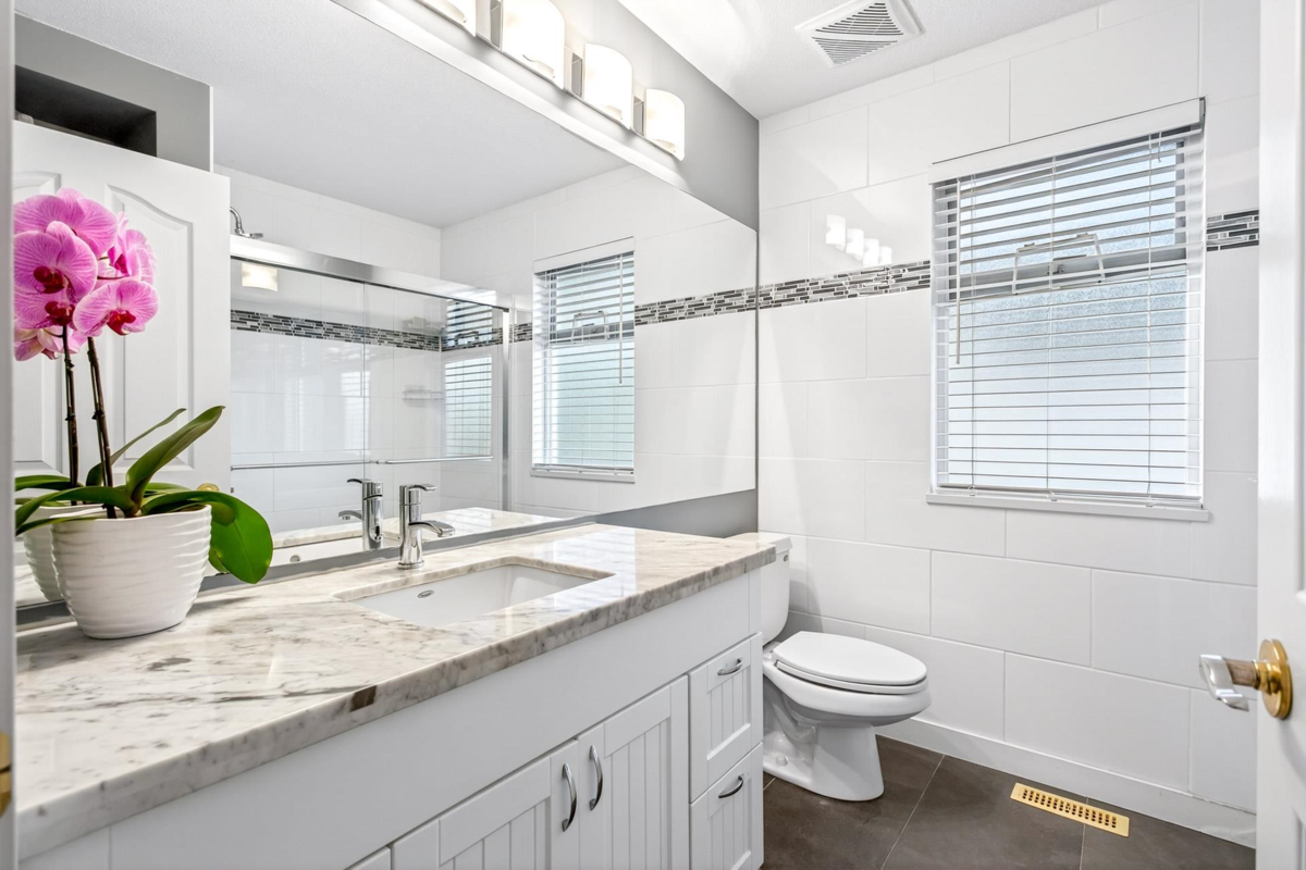 Swimming Pool Photo of 1331 Amazon Court, Port Coquitlam, BC