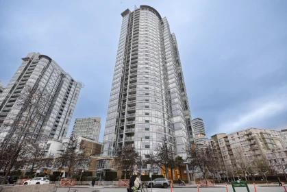 3706 1033 Marinaside Crescent, Vancouver, BC