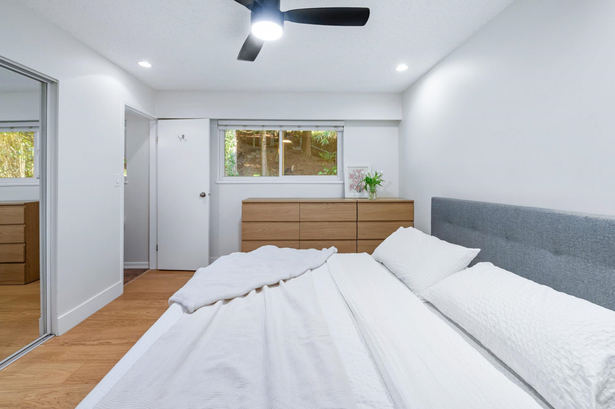 Basement Recreation Room Photo of 2722 Bayview Street, Surrey, BC