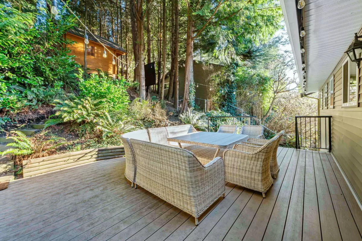 Garden / Landscaping Photo of 2722 Bayview Street, Surrey, BC