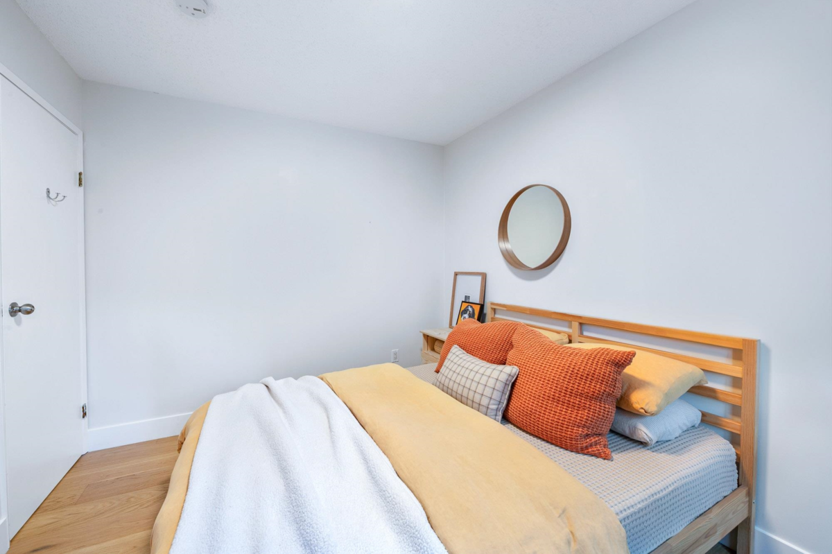 Powder Room Photo of 2722 Bayview Street, Surrey, BC