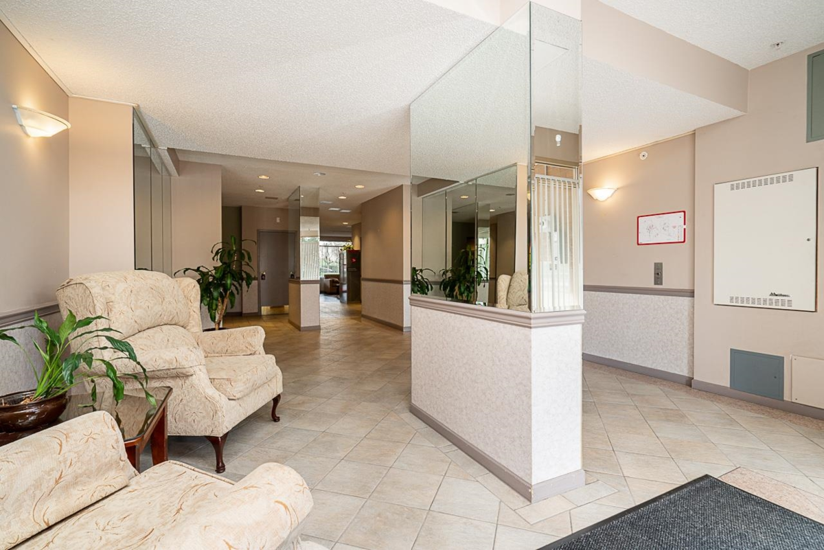 Living Room Photo of 905 1190 Pipeline Road, Coquitlam, BC