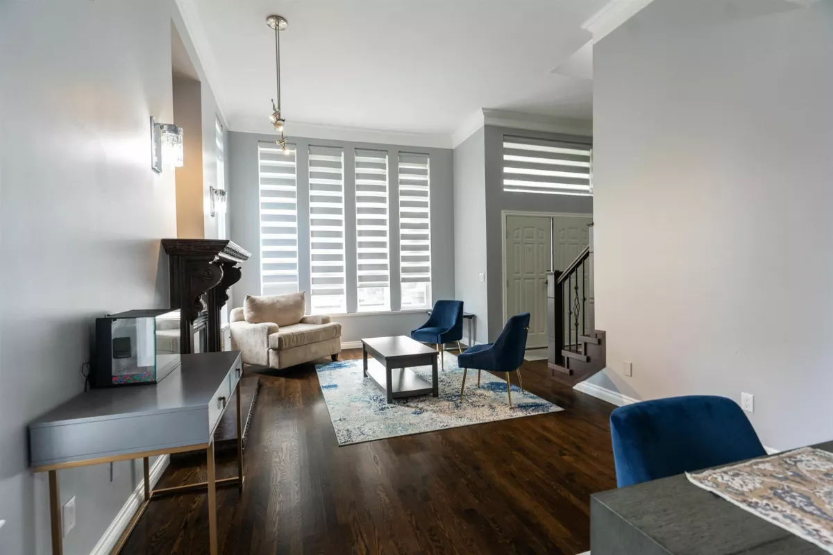 Dining Area Photo of 14135 90a Avenue, Surrey, BC