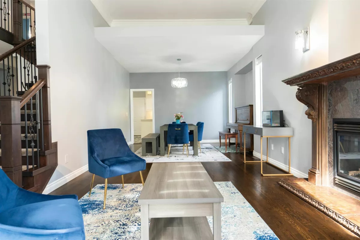 Family Room Photo of 14135 90a Avenue, Surrey, BC