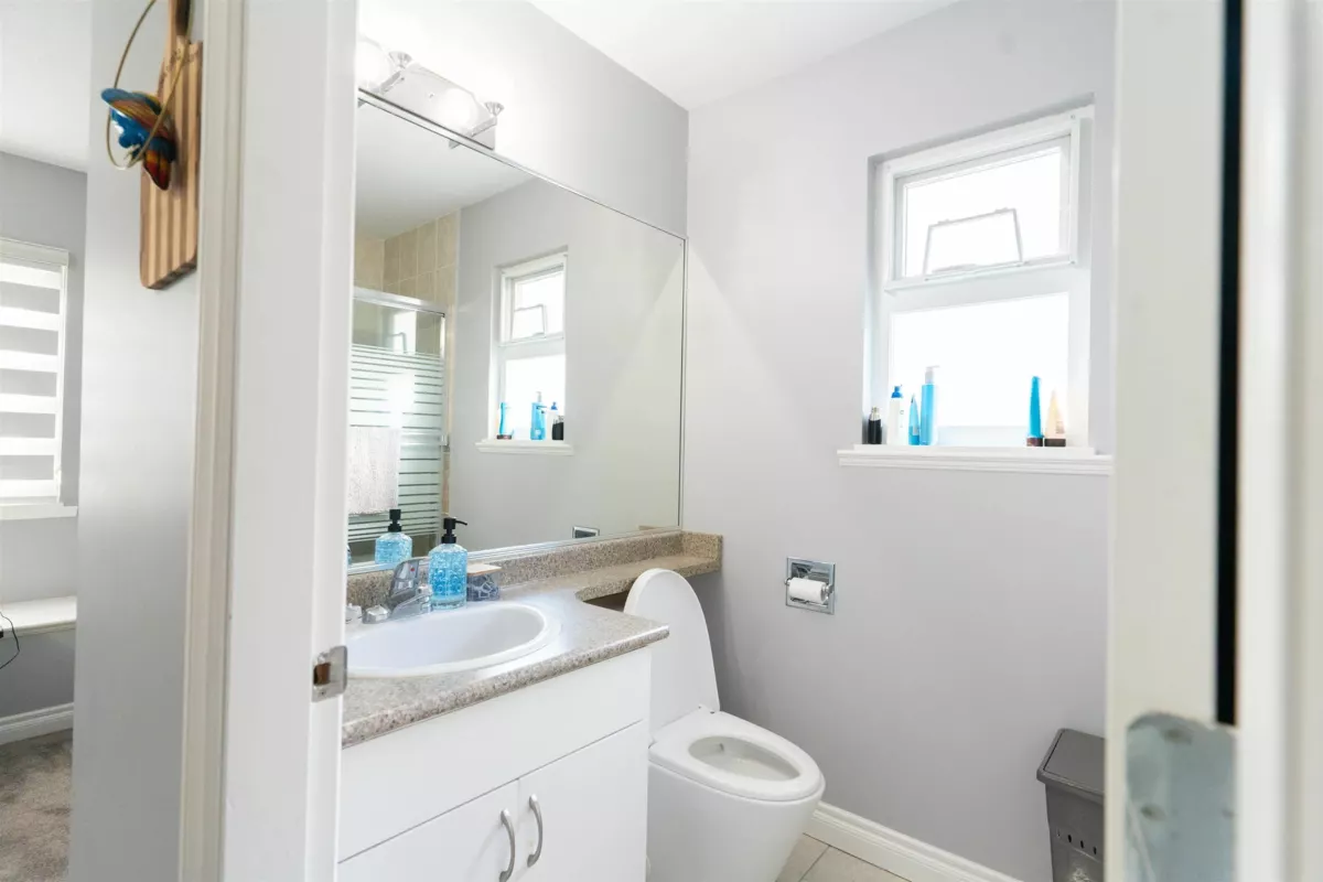 Hallway Photo of 14135 90a Avenue, Surrey, BC