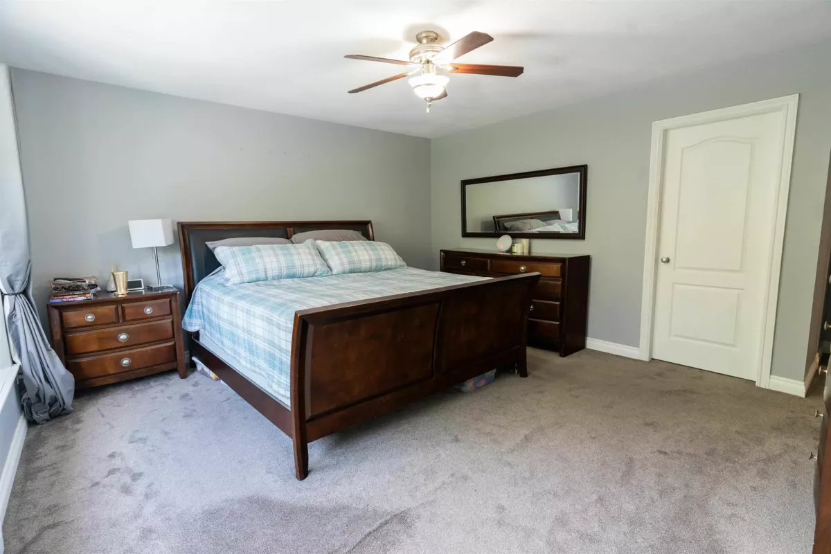 Powder Room Photo of 14135 90a Avenue, Surrey, BC