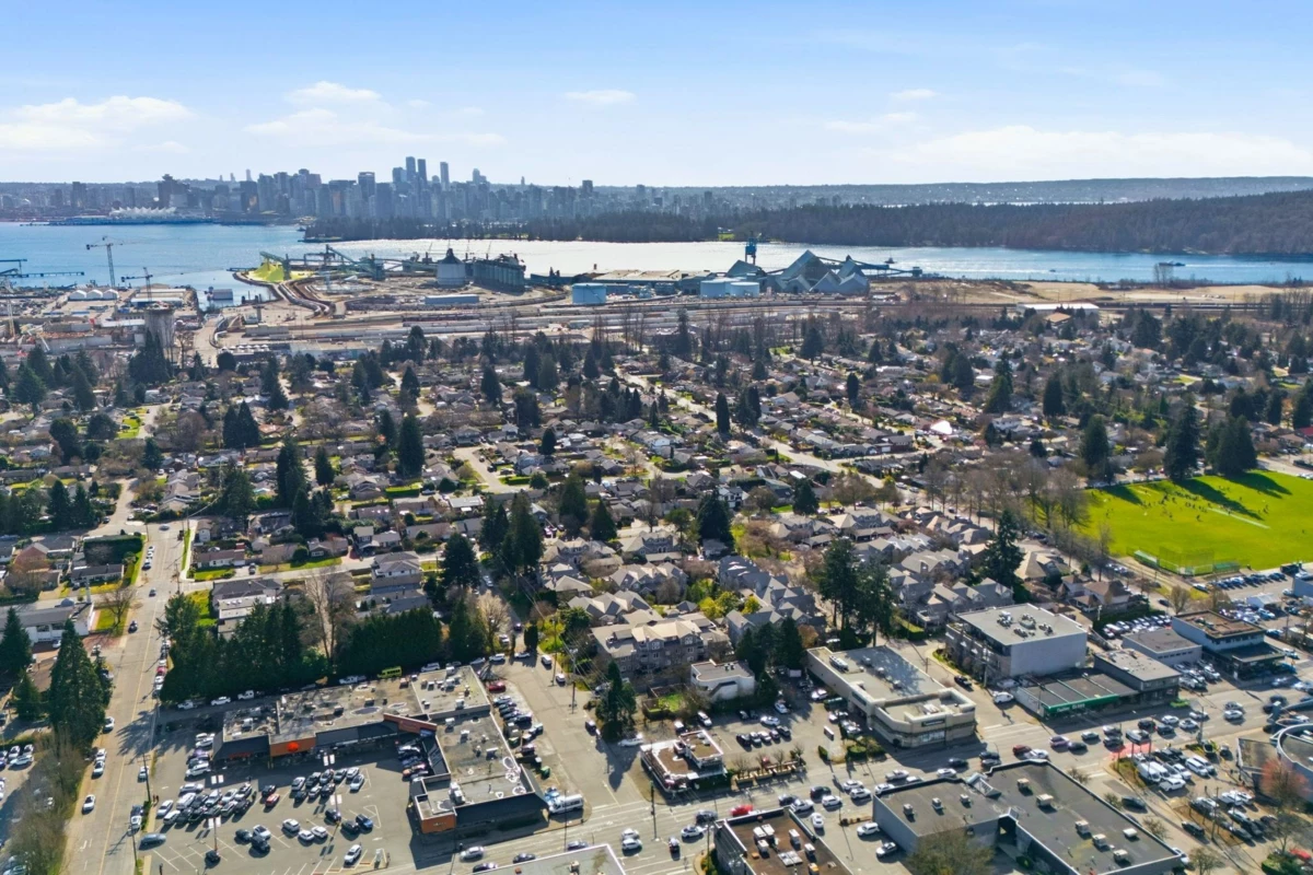 Community Amenities Photo (Clubhouse) of 203 1538 Bowser Avenue, North Vancouver, BC