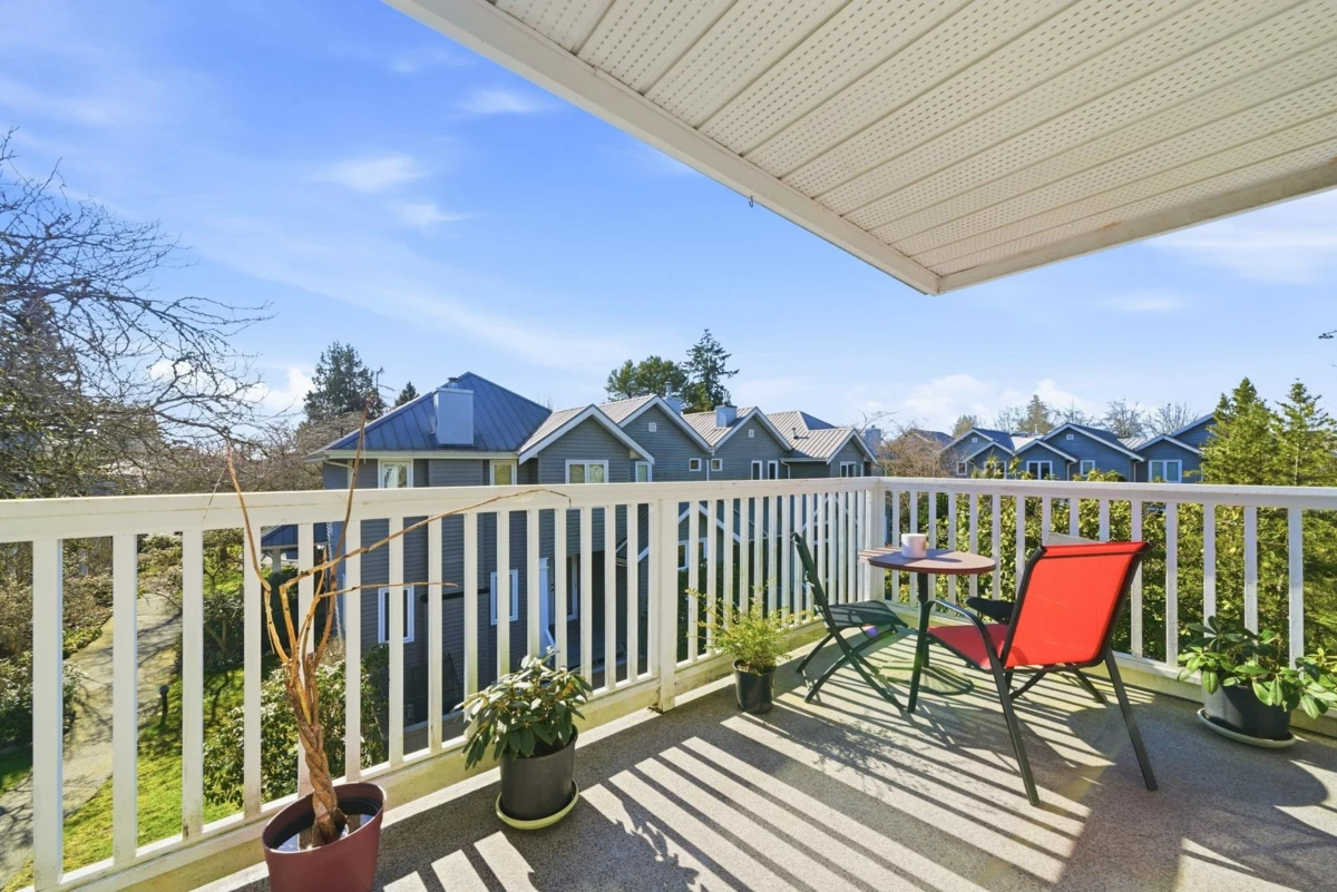Guest Bathroom Photo of 203 1538 Bowser Avenue, North Vancouver, BC