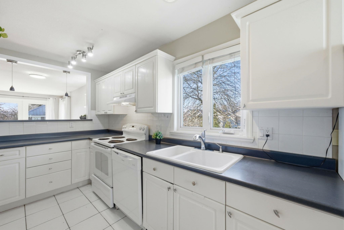 Pantry Photo of 203 1538 Bowser Avenue, North Vancouver, BC
