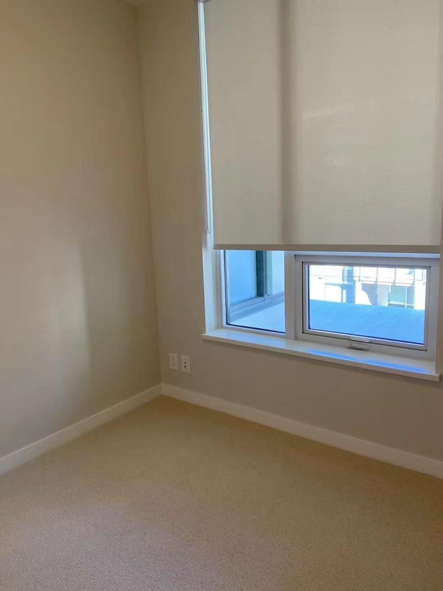 Kitchen Island Photo of 522 3563 Ross Drive, Vancouver, BC