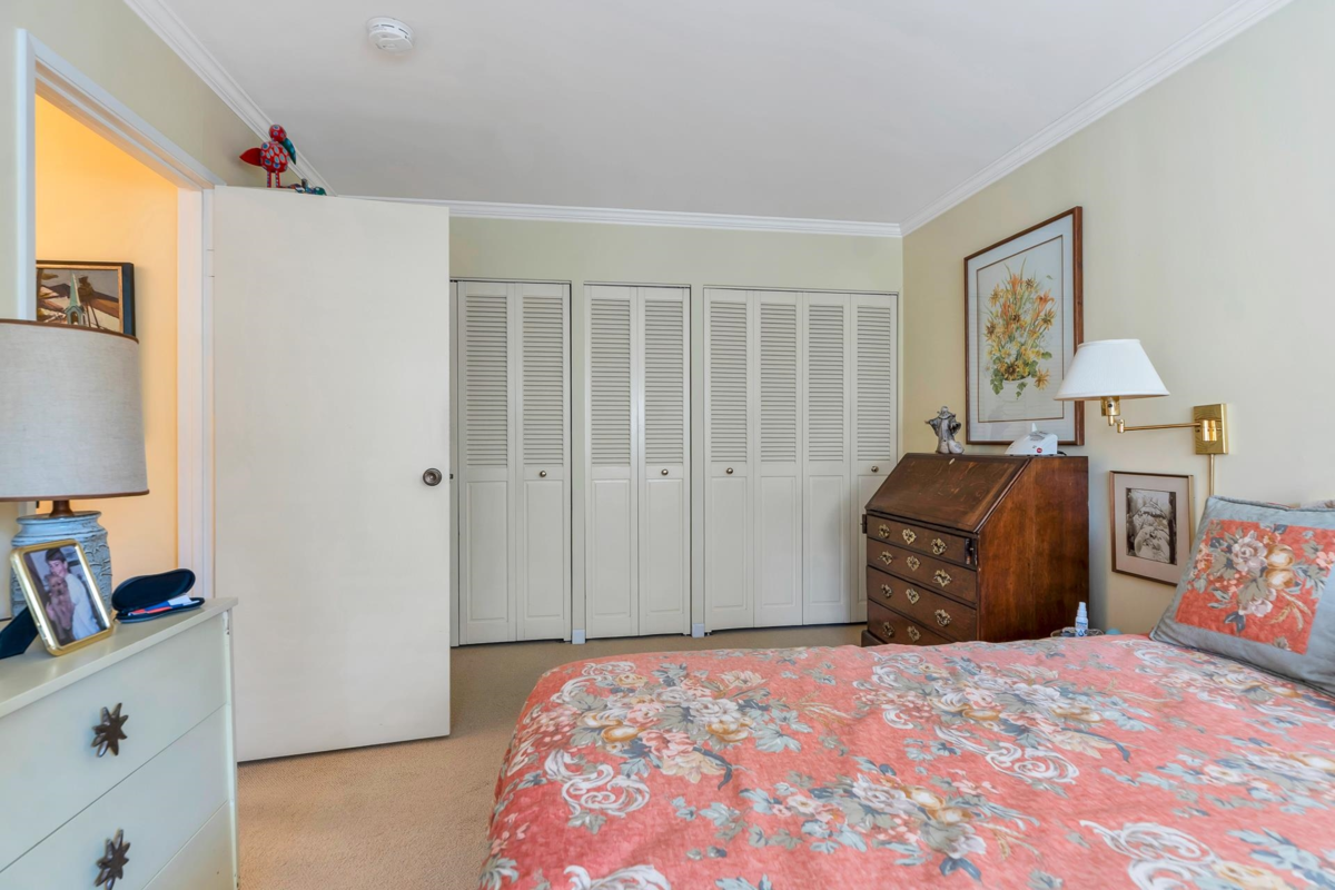 Powder Room Photo of 208 235 Keith Road, West Vancouver, BC