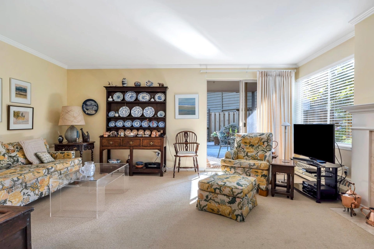 Primary Bathroom Photo of 208 235 Keith Road, West Vancouver, BC