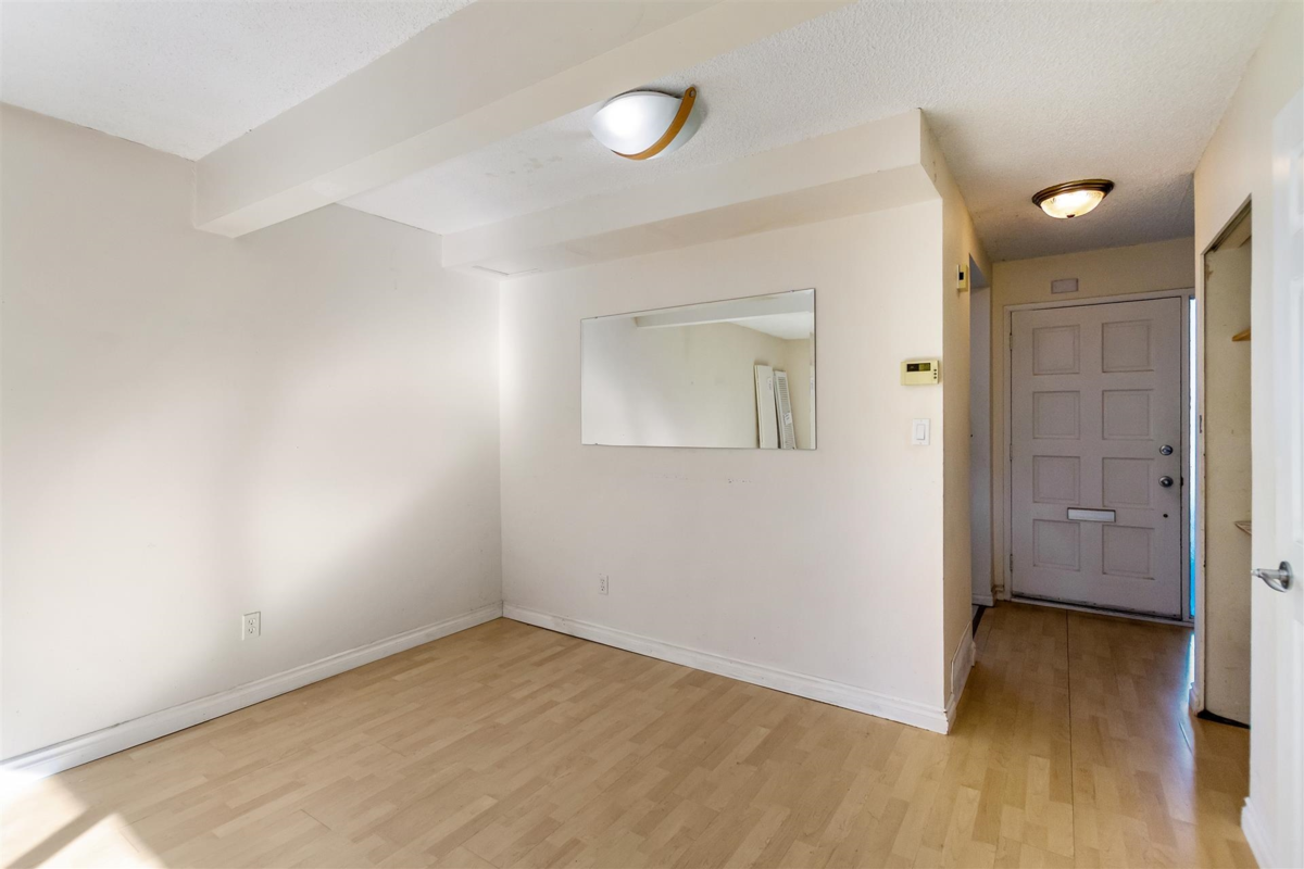 Kitchen Island Photo of 80 2905 Norman Avenue, Coquitlam, BC