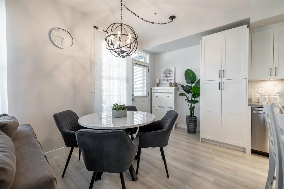 Breakfast Nook Photo of 20267 82b Avenue, Langley, BC