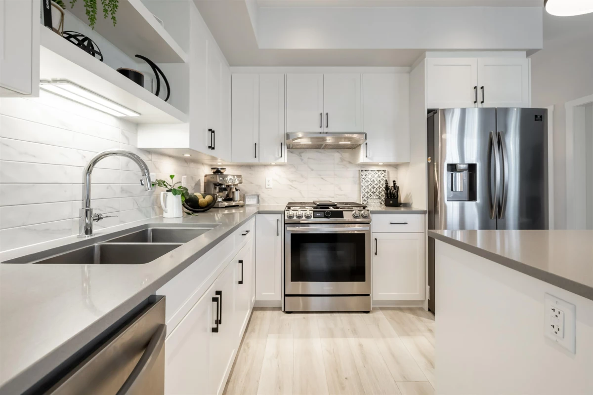 Walk-In Closet Photo of 20267 82b Avenue, Langley, BC