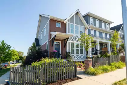 20267 82b Avenue, Langley, BC, Willoughby Heights — 4 bed row house (non-strata) for sale