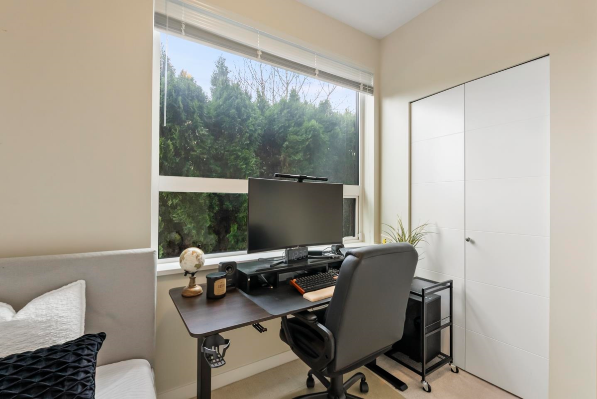 Office / Den Photo of 114 9213 Odlin Road, Richmond, BC