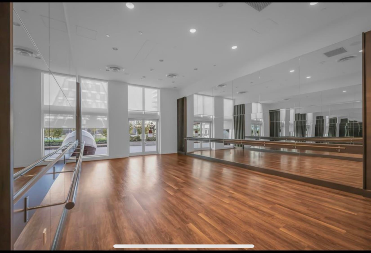 Laundry Room Photo of 561 6320 No. 3 Road, Richmond, BC