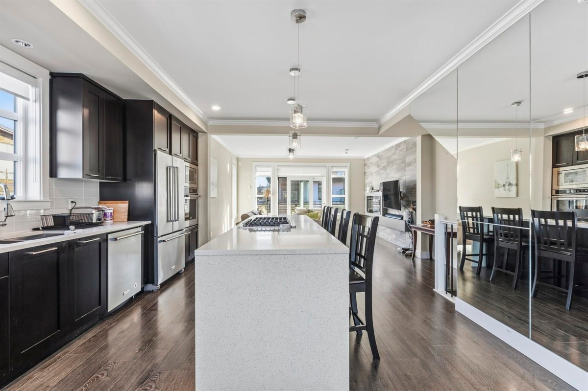Breakfast Nook Photo of 178 16488 64 Avenue, Surrey, BC