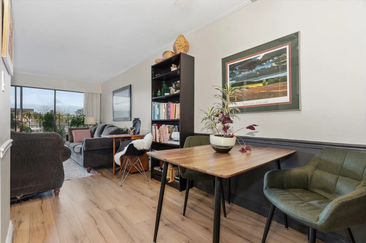 Dining Area Photo of 210 9477 Cook Street, Chilliwack, BC
