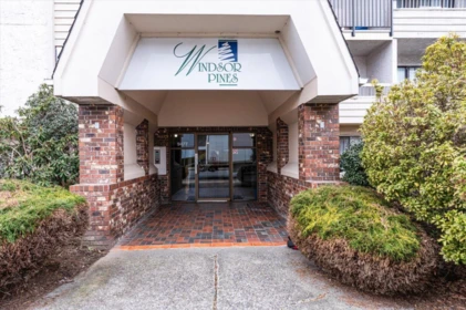 Entry Foyer Photo of 210 9477 Cook Street, Chilliwack, BC