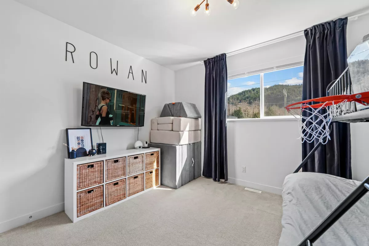 Staircase Photo of 39212 Cardinal Drive, Squamish, BC