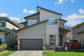 39212 Cardinal Drive, Squamish, BC