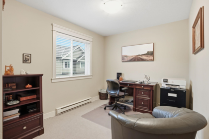 Primary Bathroom Photo of 8 3268 156a Street, Surrey, BC