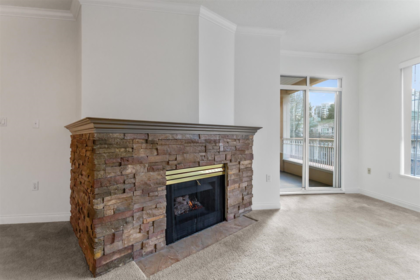 Entry Foyer Photo of 330 2995 Princess Crescent, Coquitlam, BC