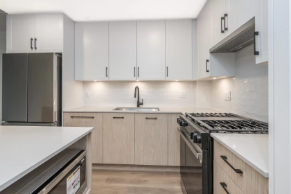 Kitchen Island Photo of 309 27215 Aldergrove Town Centre Drive, Langley, BC