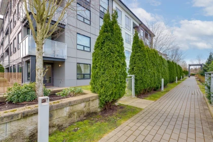 Outdoor Deck Photo of 114 9233 Odlin Road, Richmond, BC