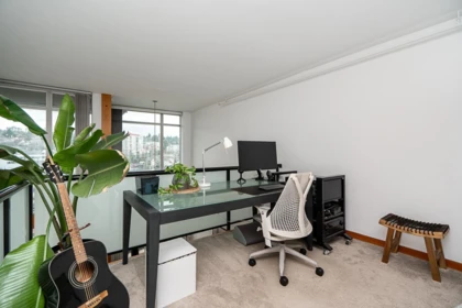 Basement Recreation Room Photo of 425 10 Renaissance Square, New Westminster, BC