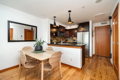 Breakfast Nook Photo of 425 10 Renaissance Square, New Westminster, BC