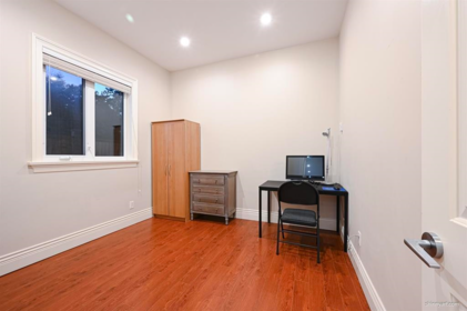 Powder Room Photo of 9440 Alberta Road, Richmond, BC