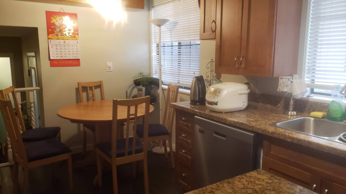 Dining Area Photo of 11291 Steveston Highway, Richmond, BC