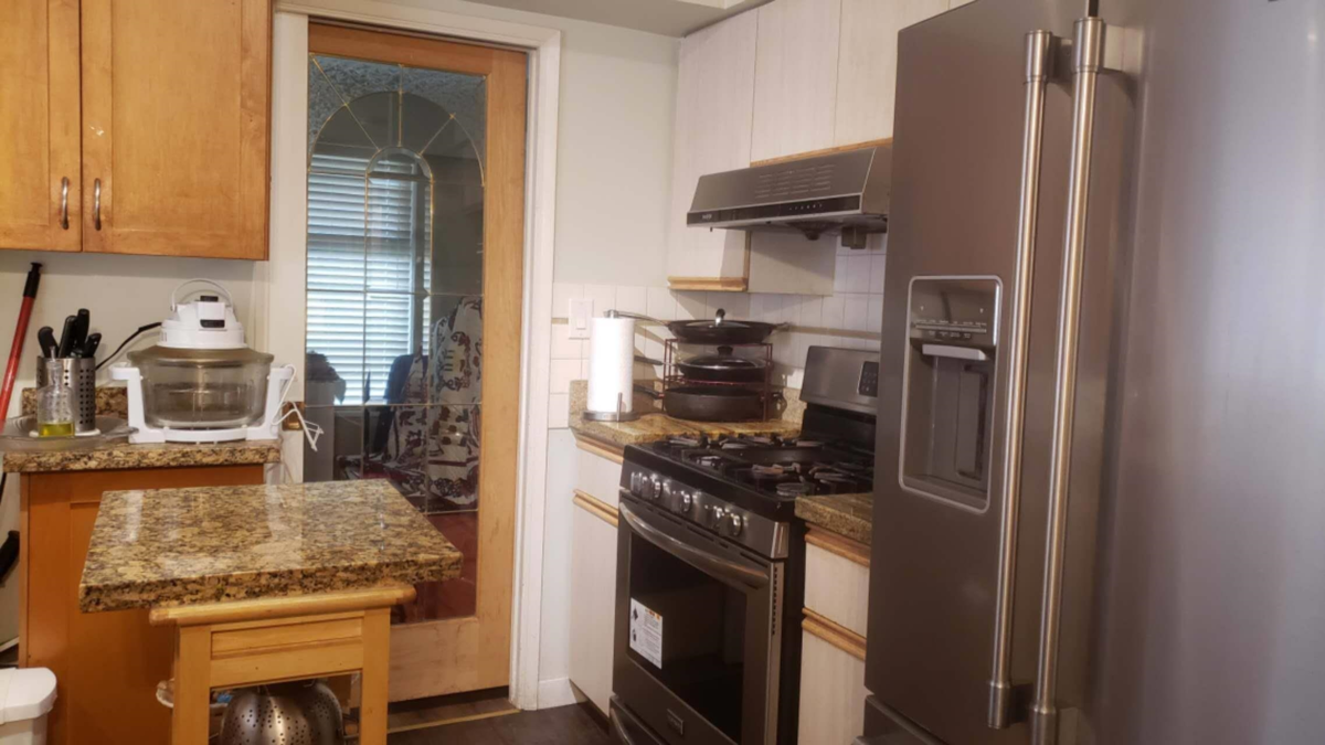 Family Room Photo of 11291 Steveston Highway, Richmond, BC