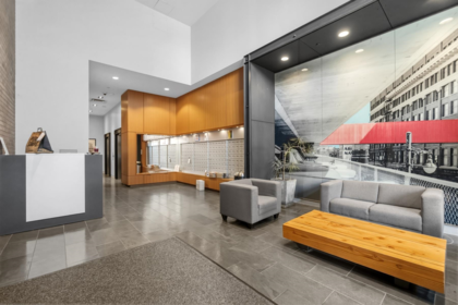 Entry Foyer Photo of 1701 108 W Cordova Street, Vancouver, BC