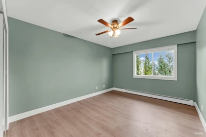 Breakfast Nook Photo of 322 17707 57a Avenue, Surrey, BC