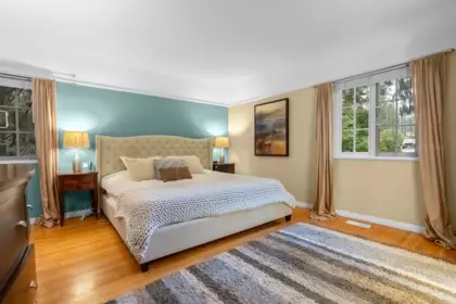 Basement Recreation Room Photo of 526 Newdale Place, West Vancouver, BC