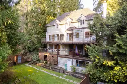 526 Newdale Place, West Vancouver, BC, West Vancouver — Single Family Residence for sale