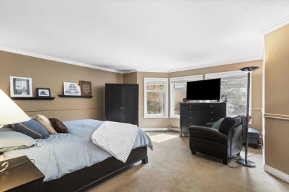 Walk-In Closet Photo of 32560 Downes Road, Abbotsford, BC